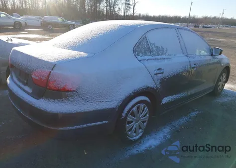 2013 Volkswagen Jetta 2.0L S from USA, damaged, VIN 3VW2K7AJ3DM401917